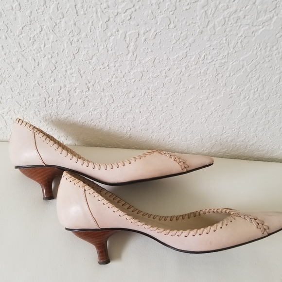 Low heel pumps - Picture 12 of 12